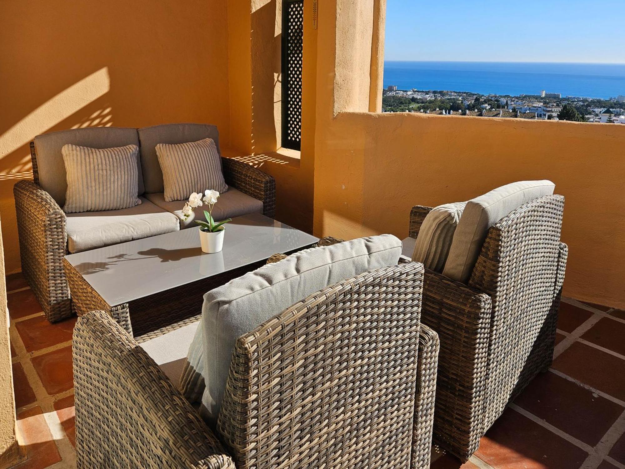 3 Bedroom Penthouse Apartment In Calahonda Mijas Extérieur photo